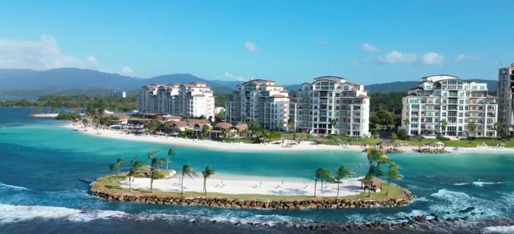 Playa Escondida Resort e Marina vista aerea